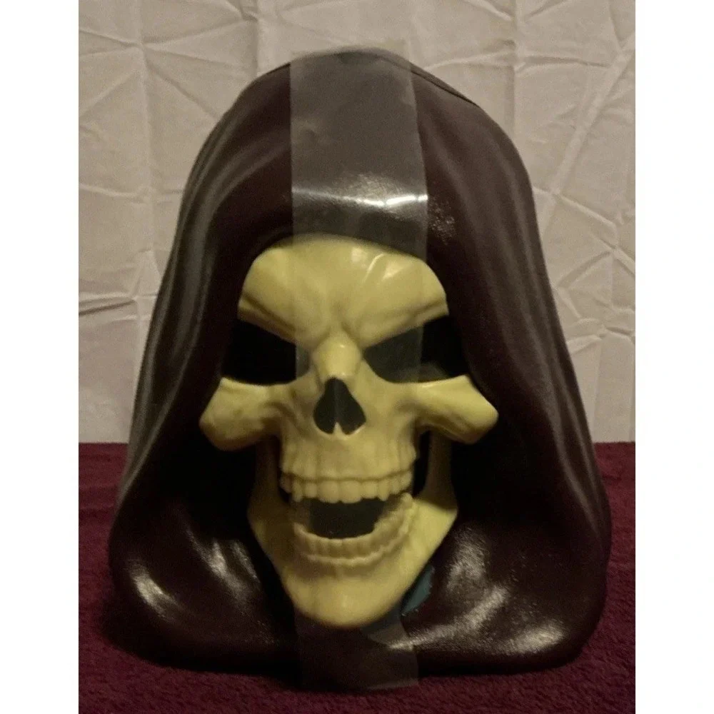 Skeletor Light Up Skull Popcorn Bucket Masters of the Universe Movie‎ 2026 MOTU